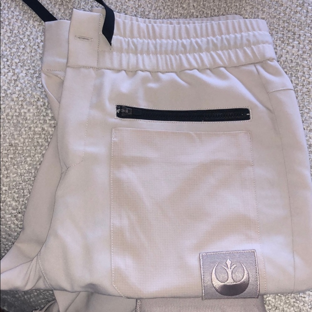 FIGS Star Wars Jogger Scrub Pants